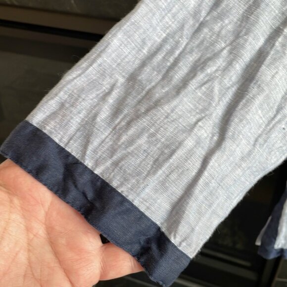 UntuckIt Linen Blouse - Picture 2 of 6